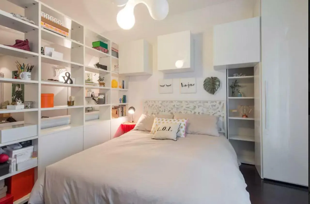 Lovely Apartment In The Heart Of Milan 0*,  Italy